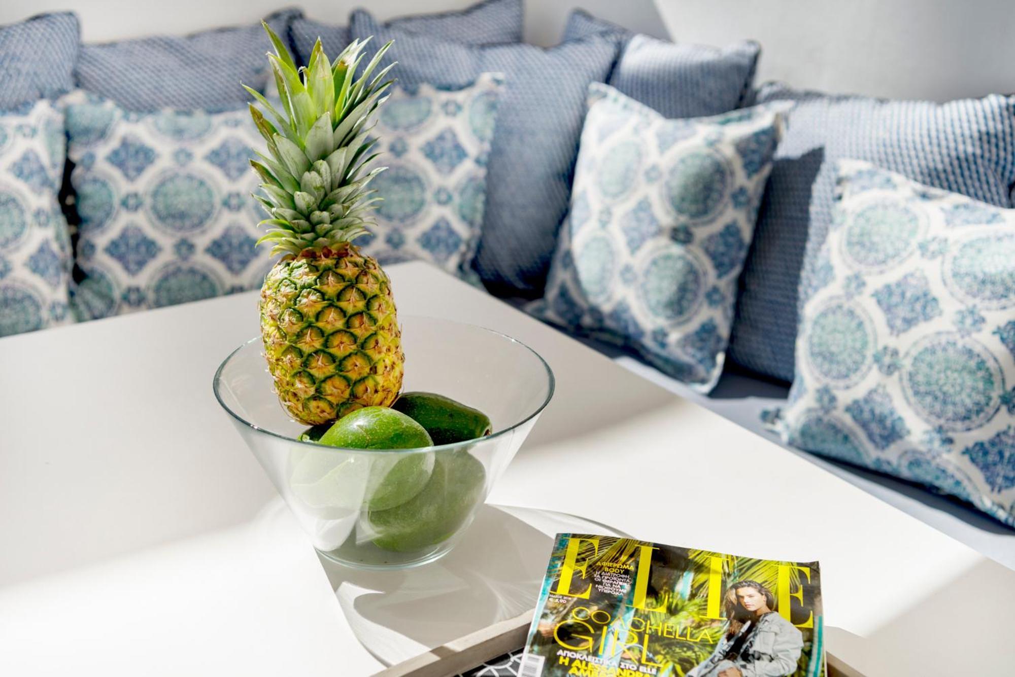 Mykonian Mews Luxury Suites Pszarú Kültér fotó